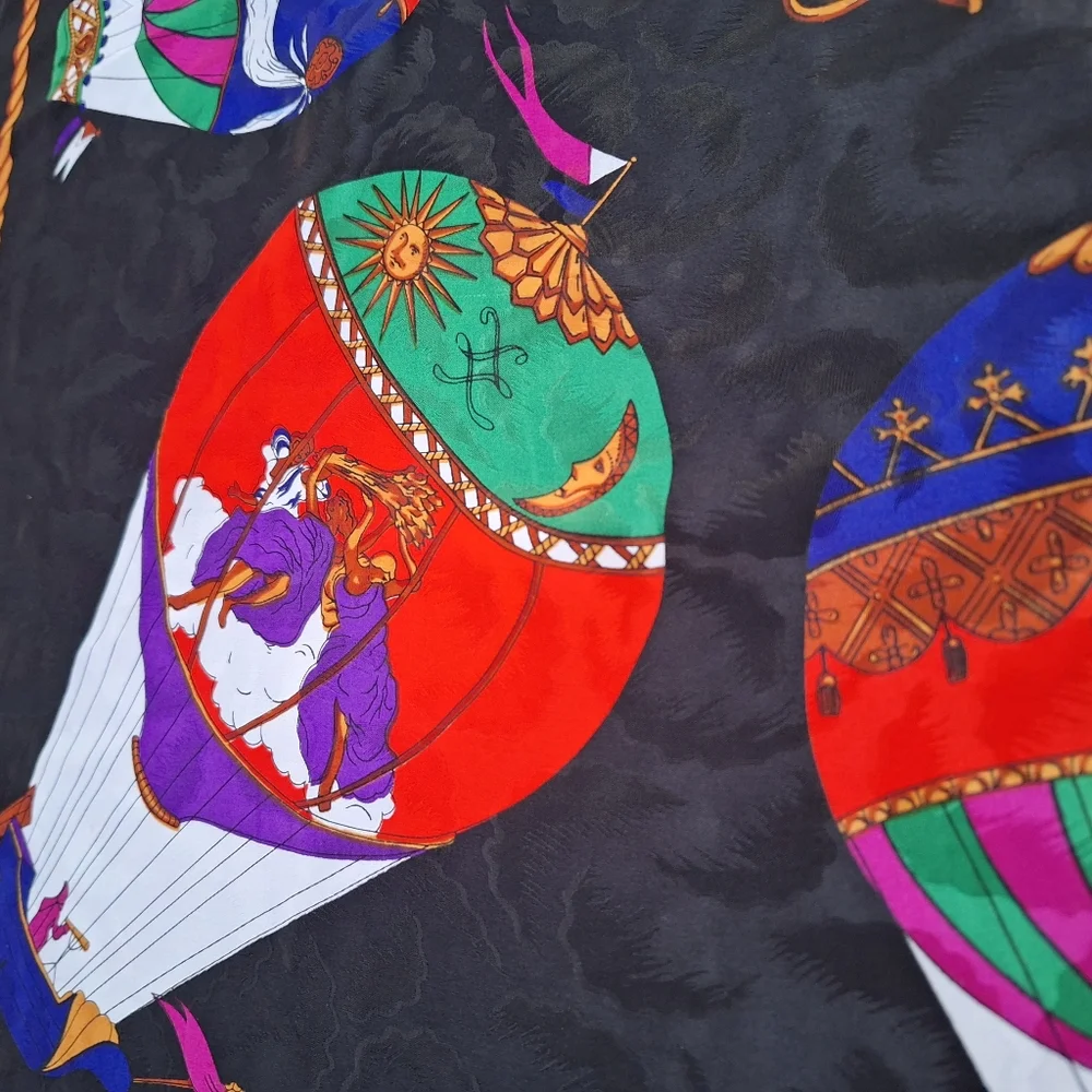 Hot Air Balloon Scarf Vintage Large Bright Colors Wrap Silky Classic Retro - Picture 6 of 16